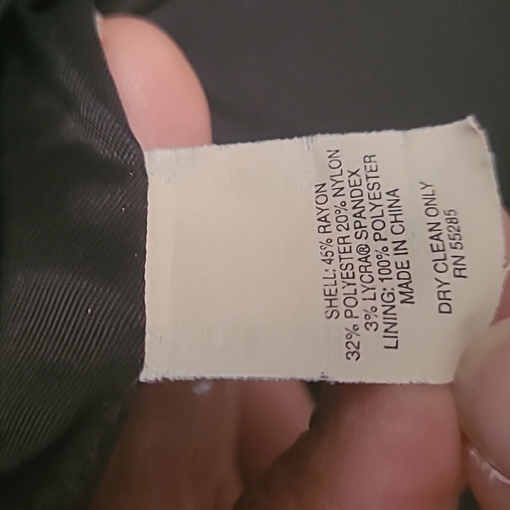 Express Design Studio Suit - Picture 5 of 7